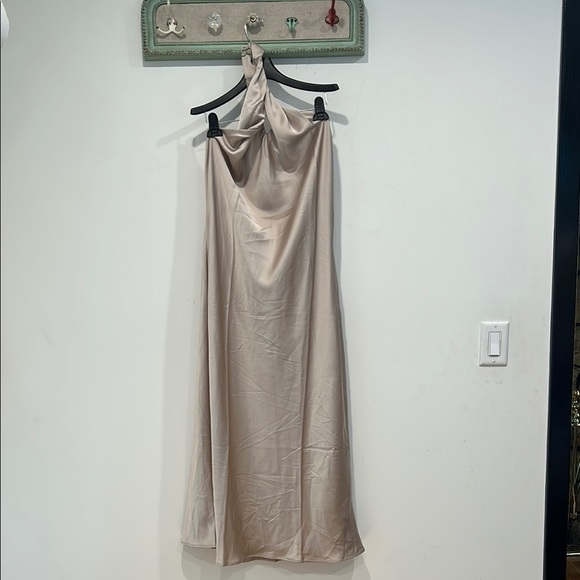 Show me your mumu jasmine Elegant tan Cream Halter maxi Dress large women’s - Picture 2 of 9